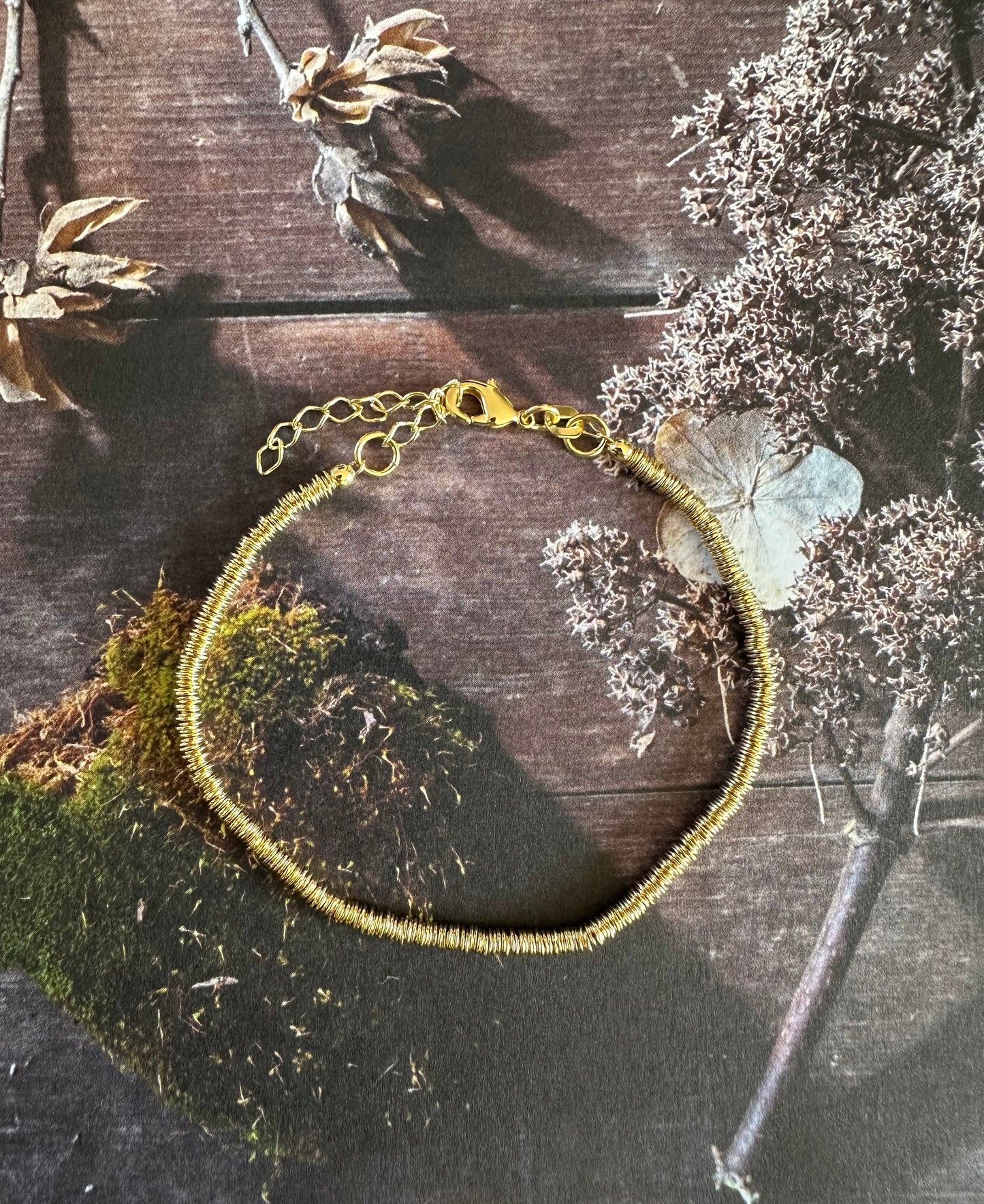 Pulsera argollitas doradas