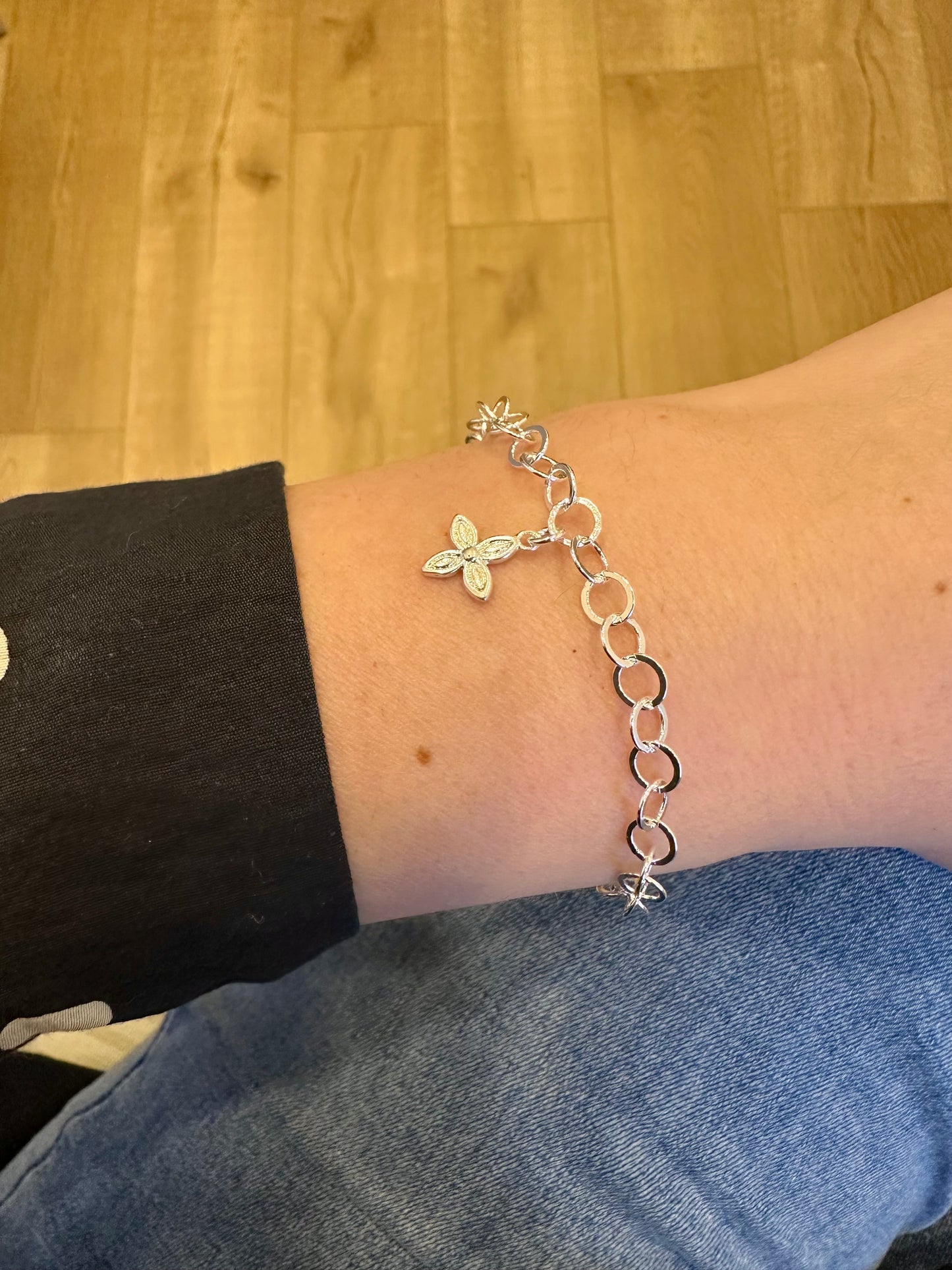Pulsera 4 pétalos