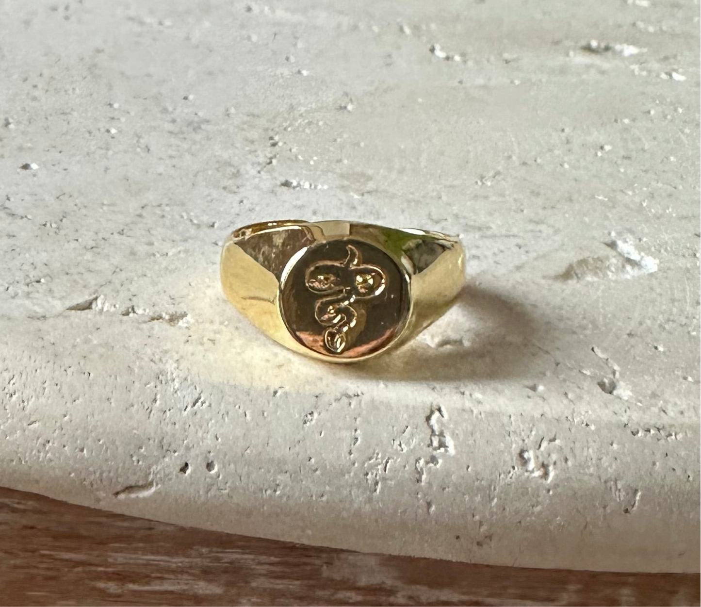 Anillo chevalier serpiente