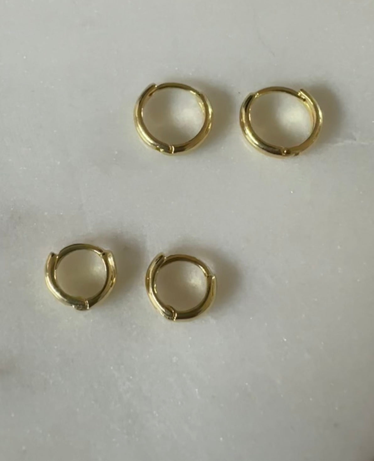 Argolla pequeña niña o segundo orificio