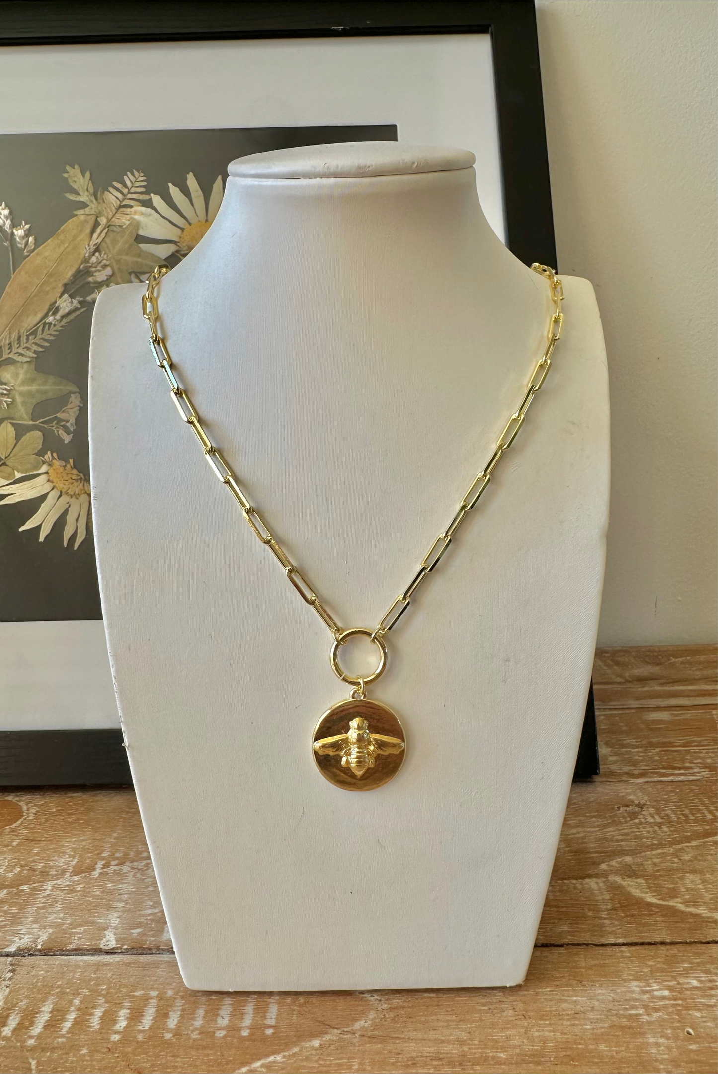 Maxi collar Abeja