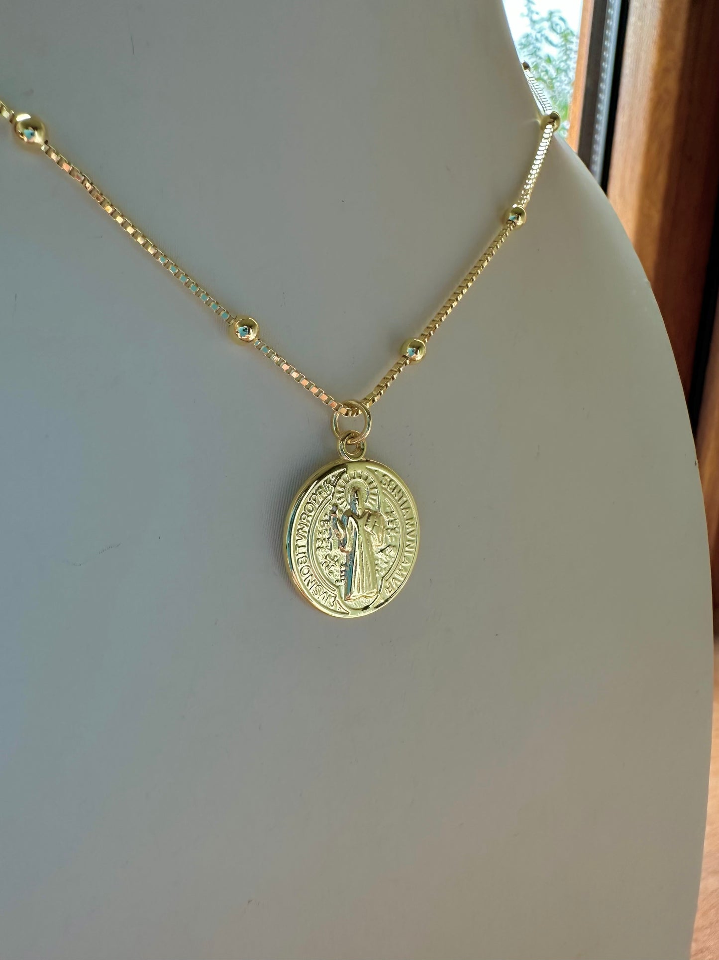 Collar Medalla San Benito