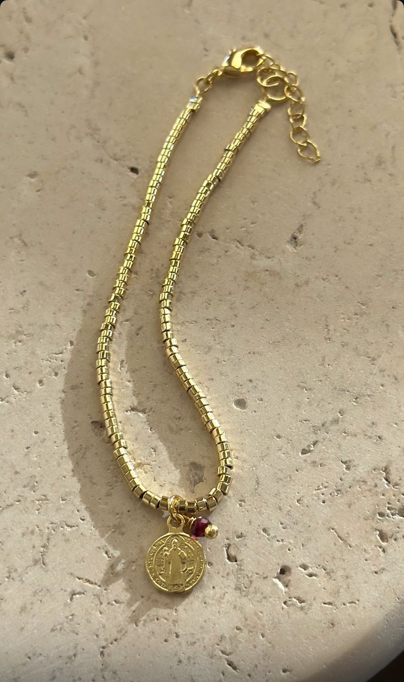 Pulsera San Benito mostacillas