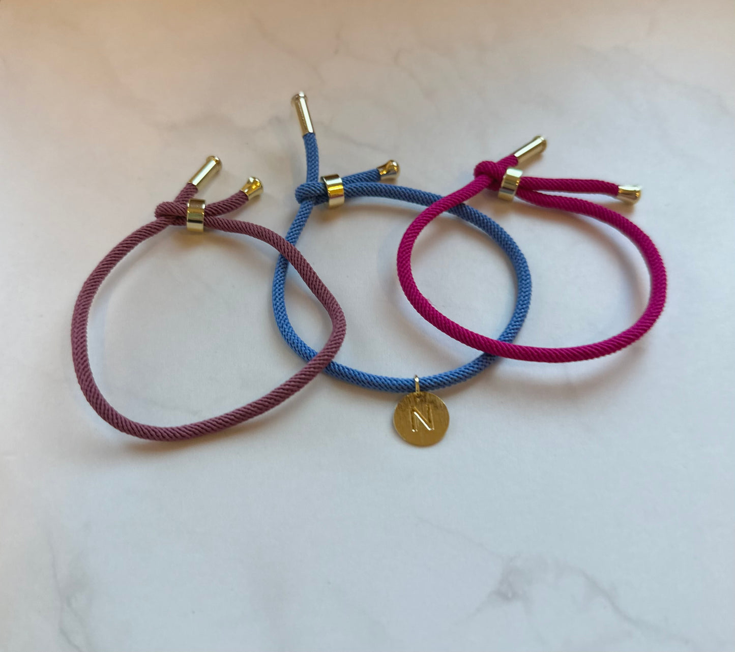 Pulsera cordón & inicial