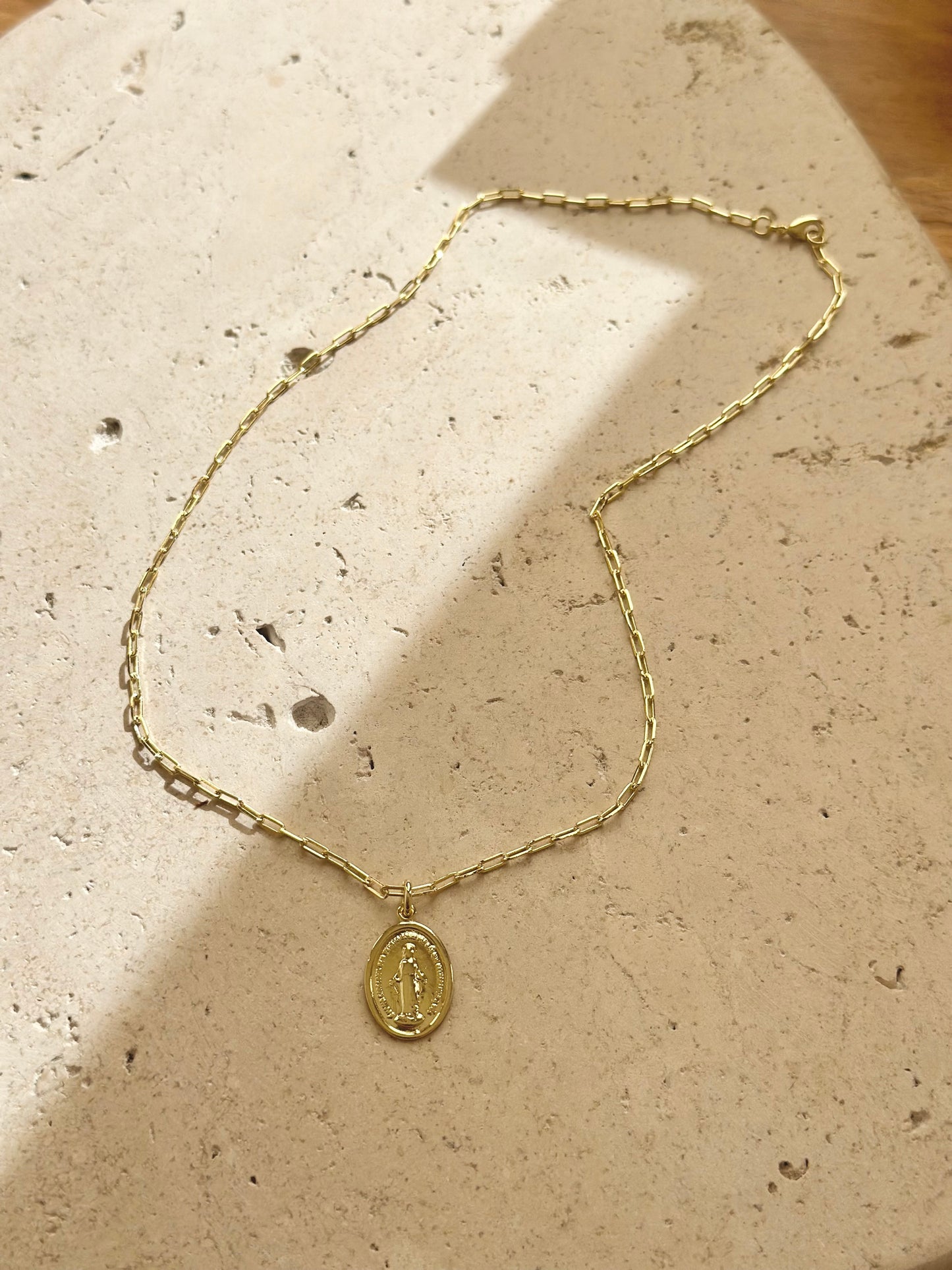 Collar Virgen de los Milagros