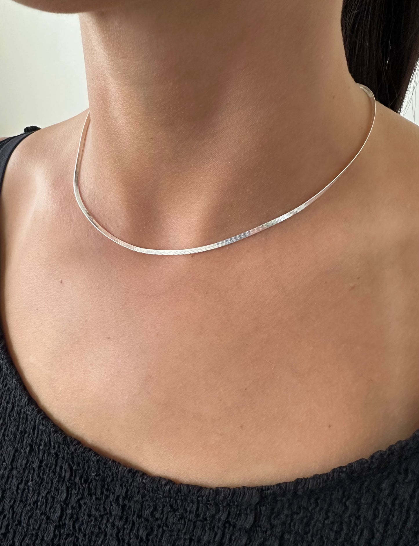 Collar cinta lisa tipo choker