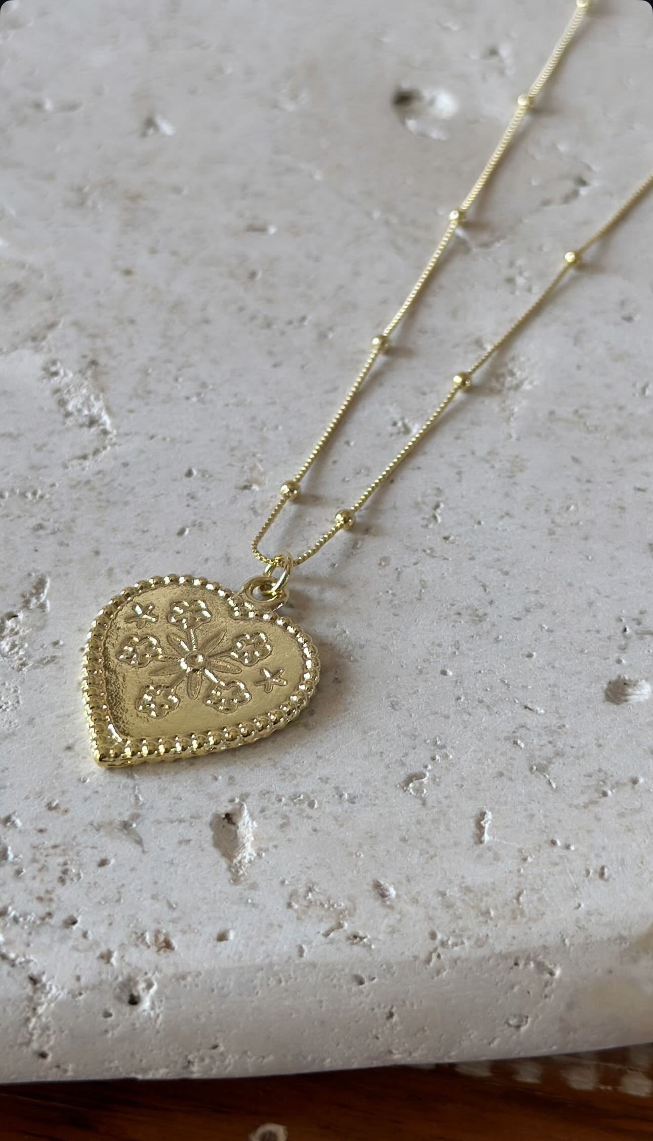 Collar Love