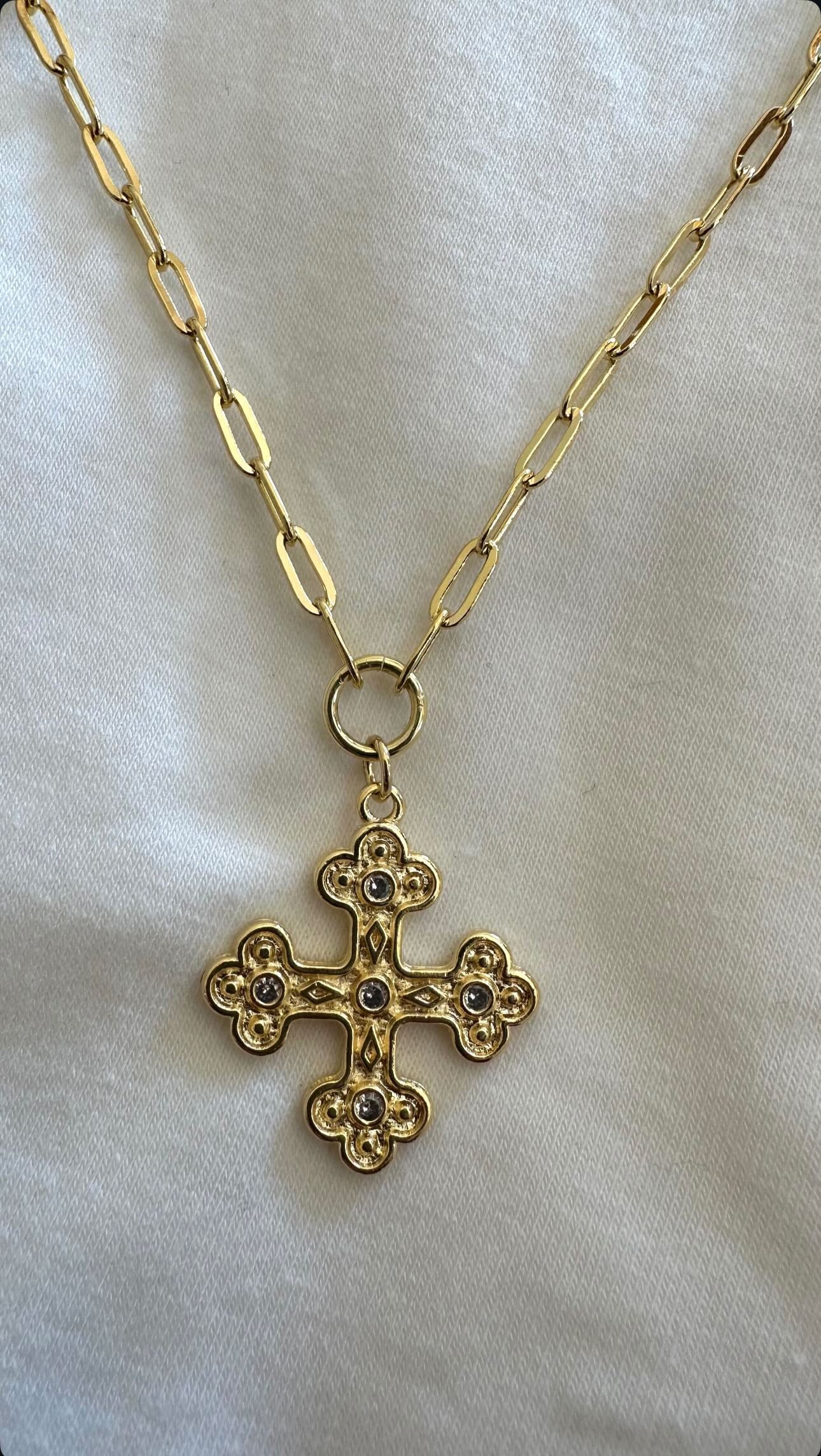Collar Cruz Medieval