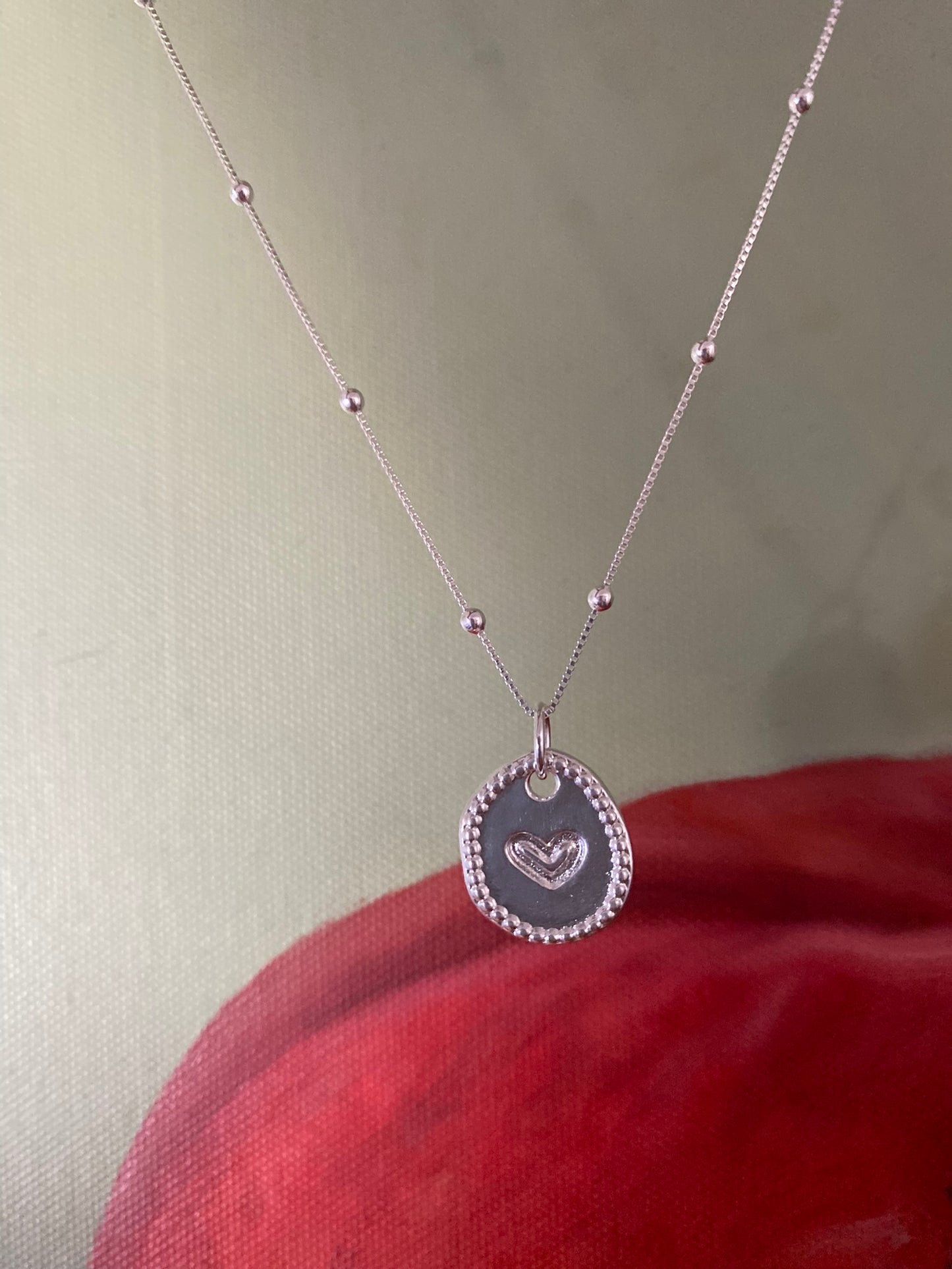 Collar Corazón reticulado