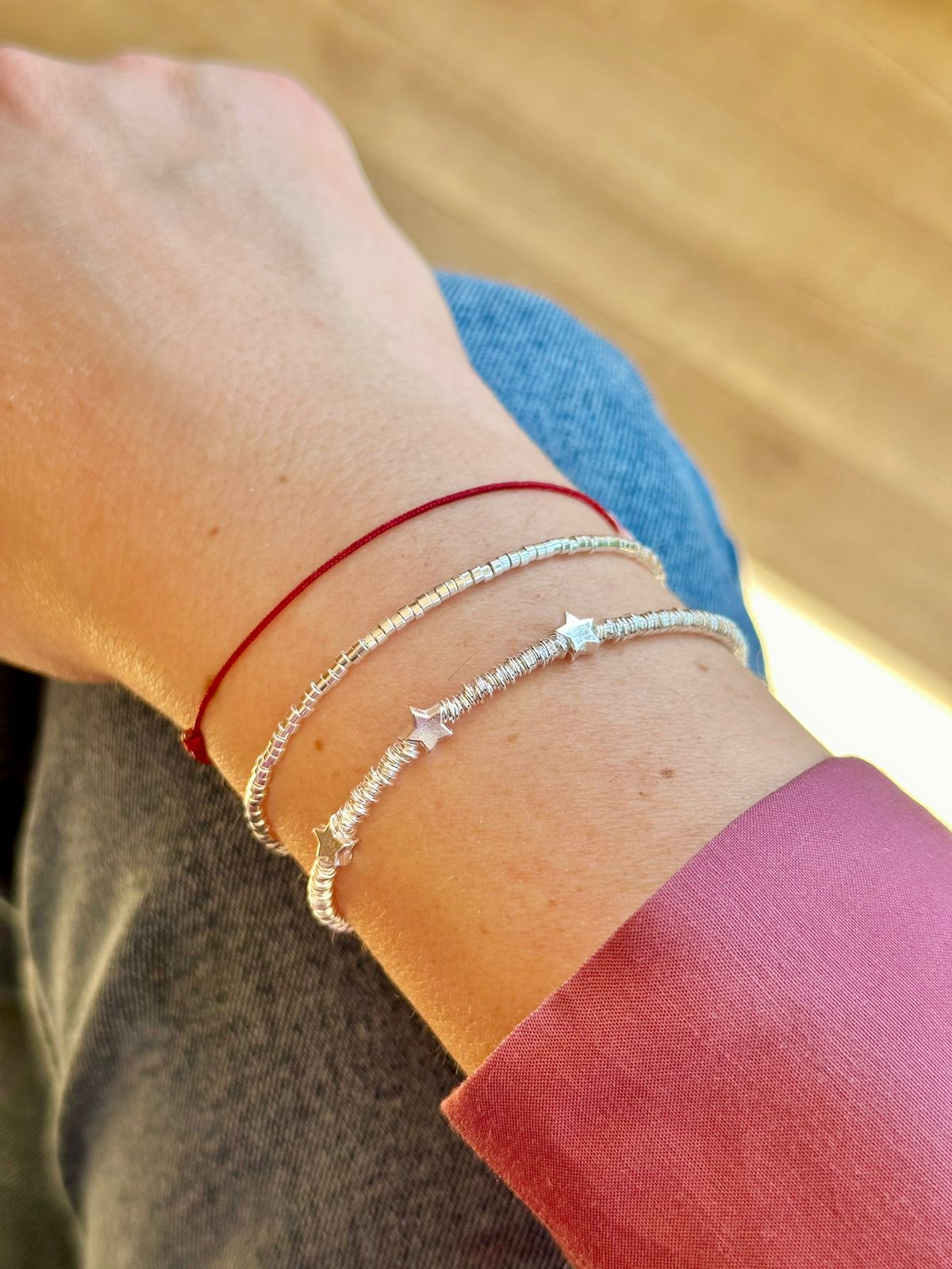Pulsera de argollitas & 3 estrellas