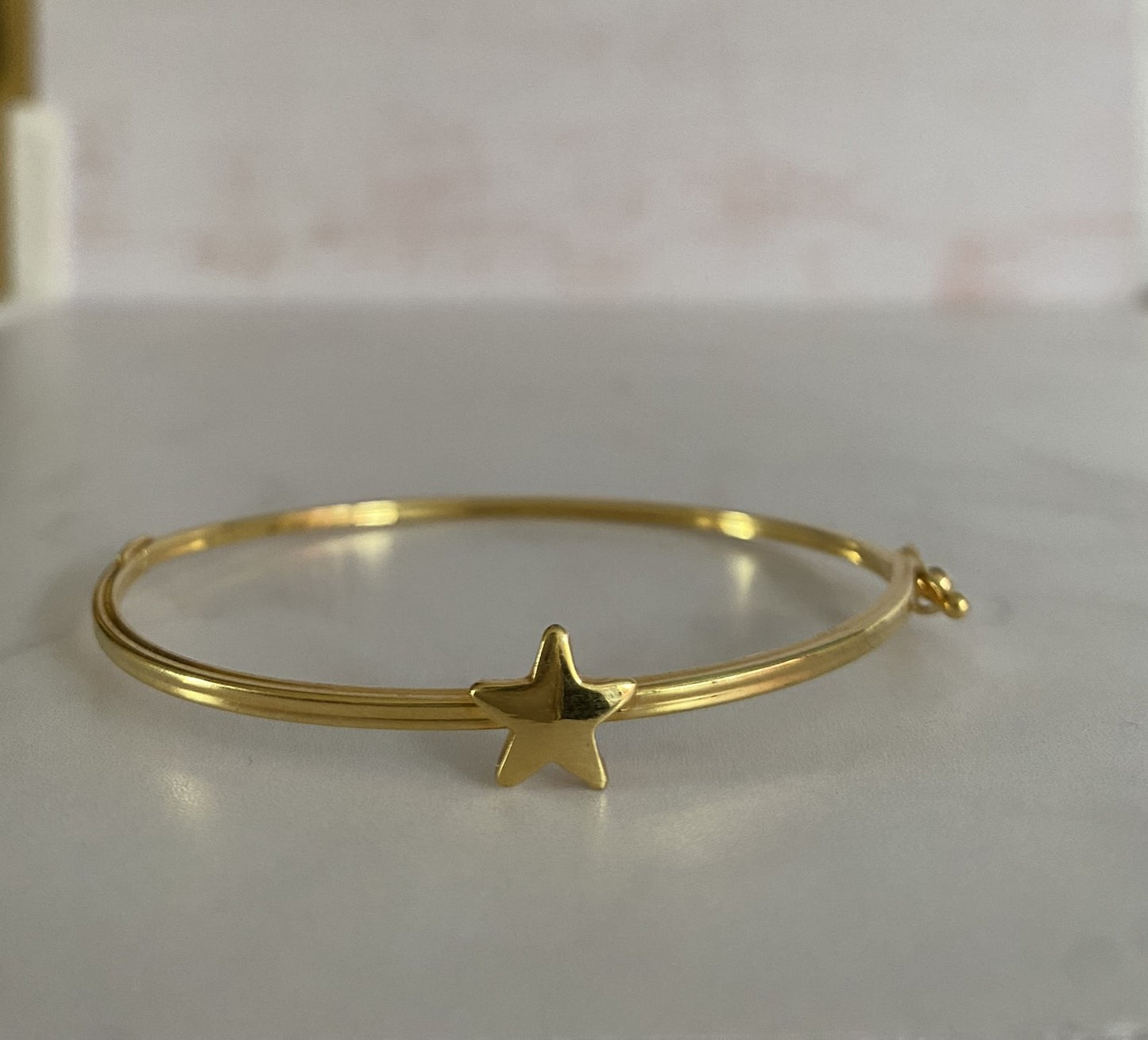 Esclava cerrada con estrella