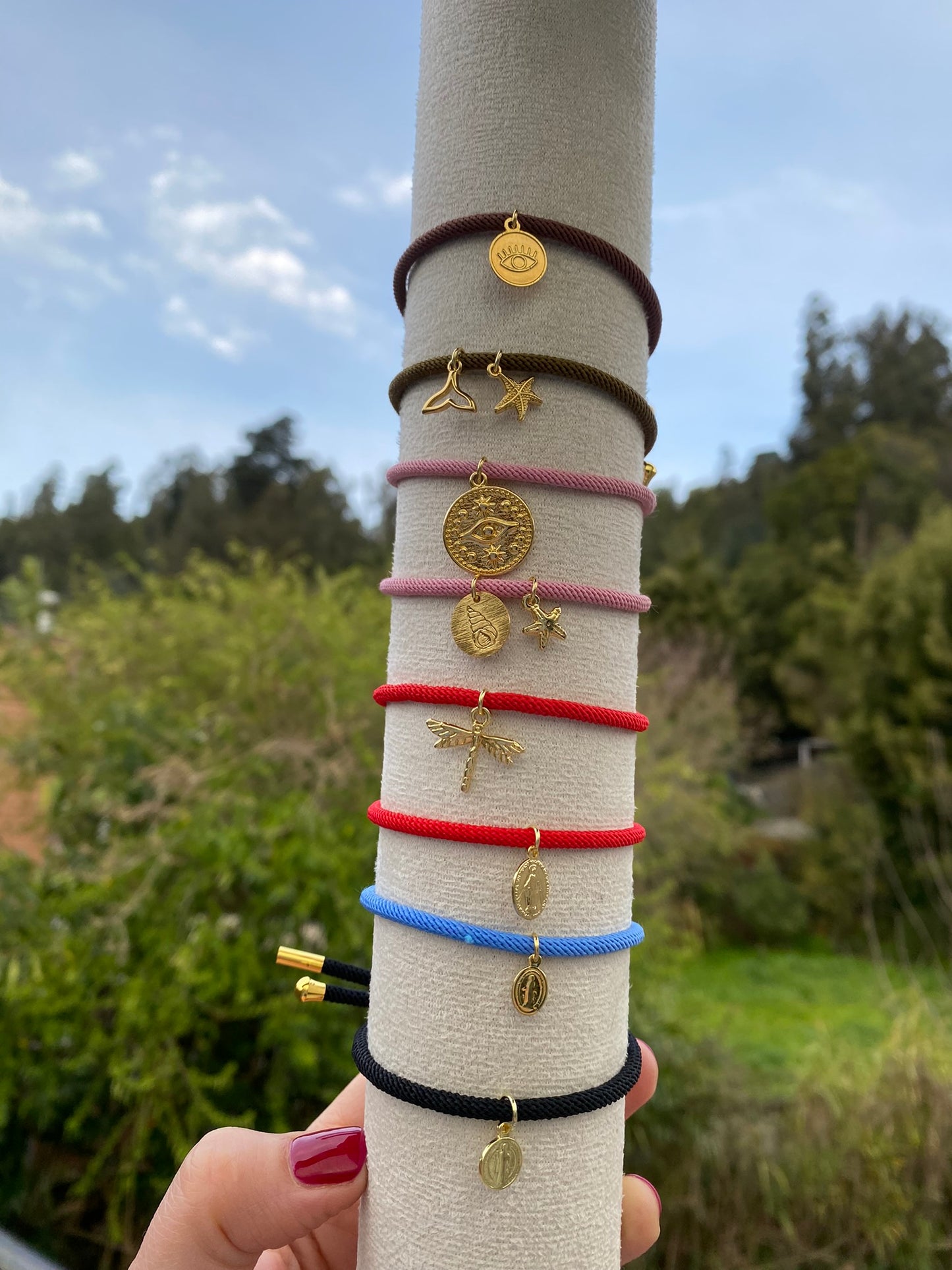 Pulsera cordón & dije bañado en oro
