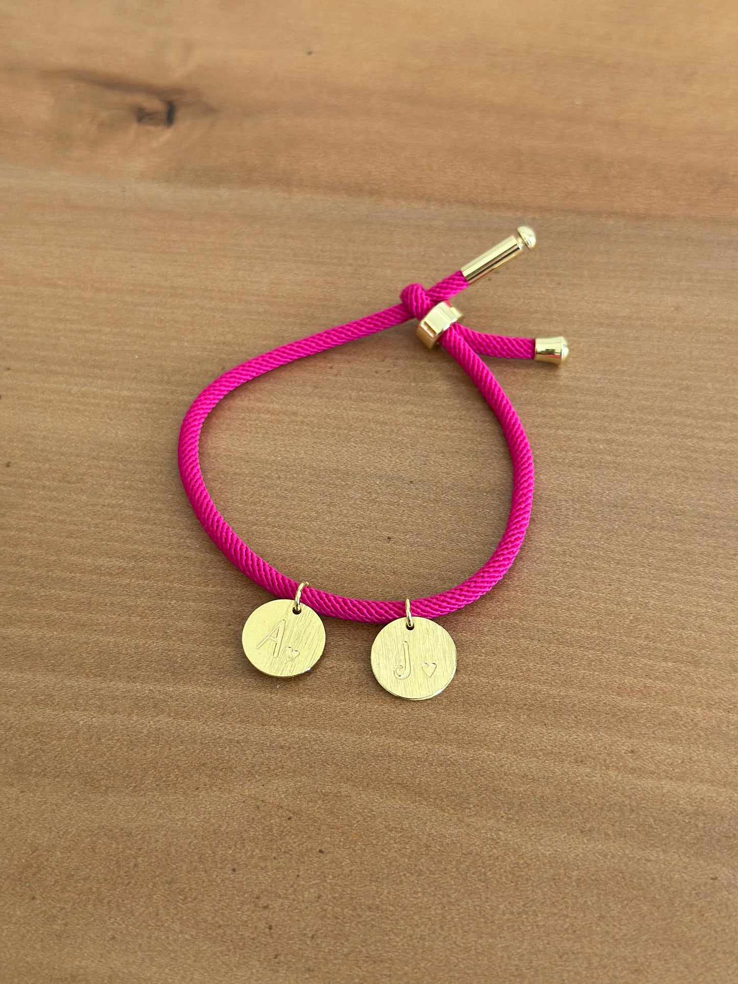 Pulsera cordón & dije bañado en oro