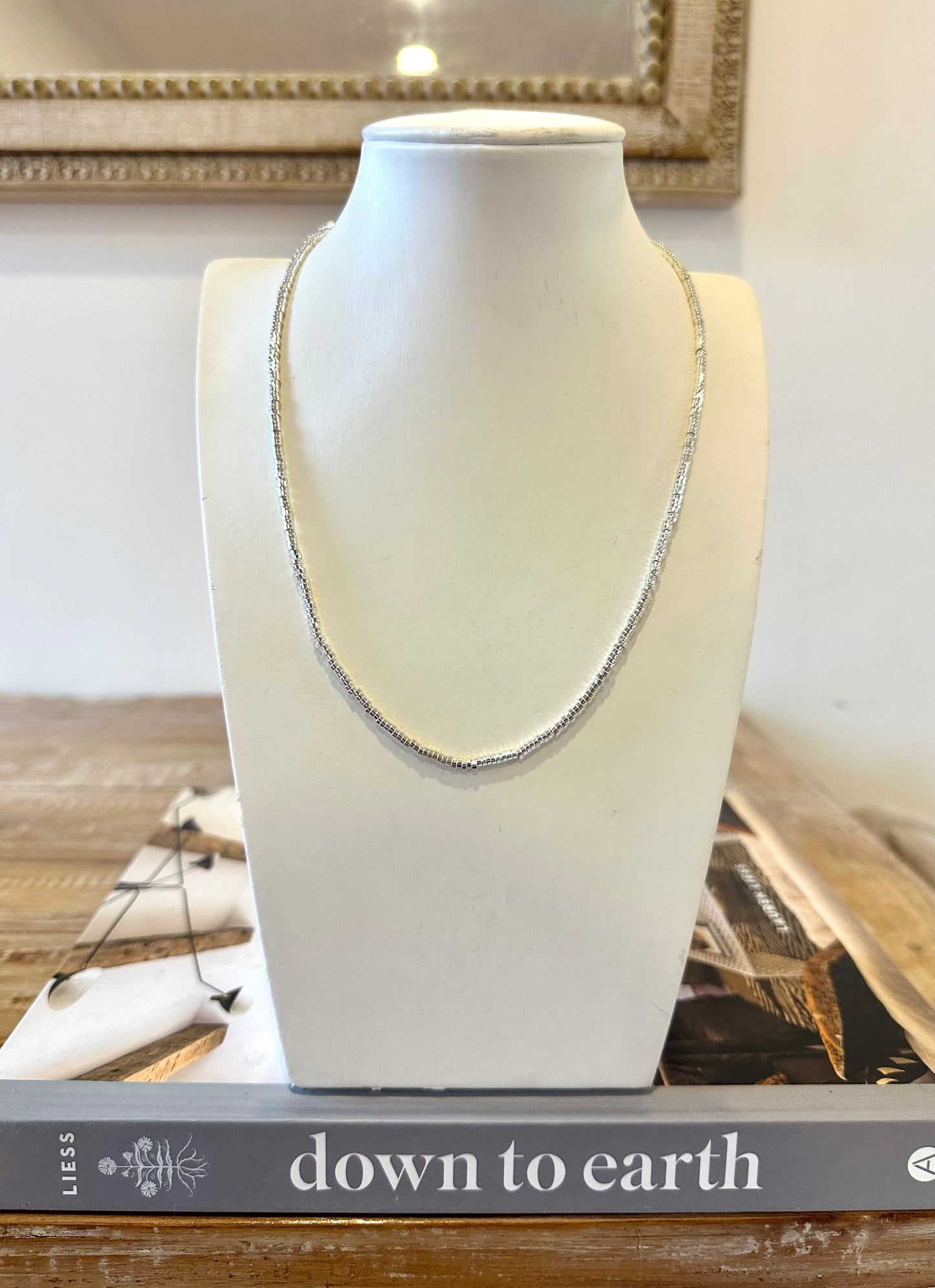 Collar mostacillas