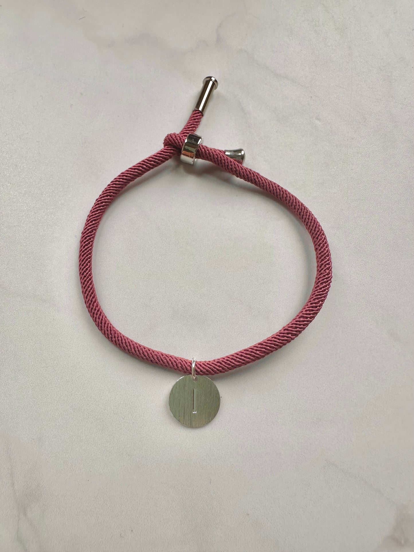 Pulsera cordón & inicial