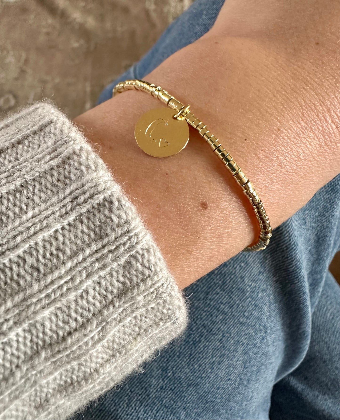 Pulsera de mostacillas & inicial