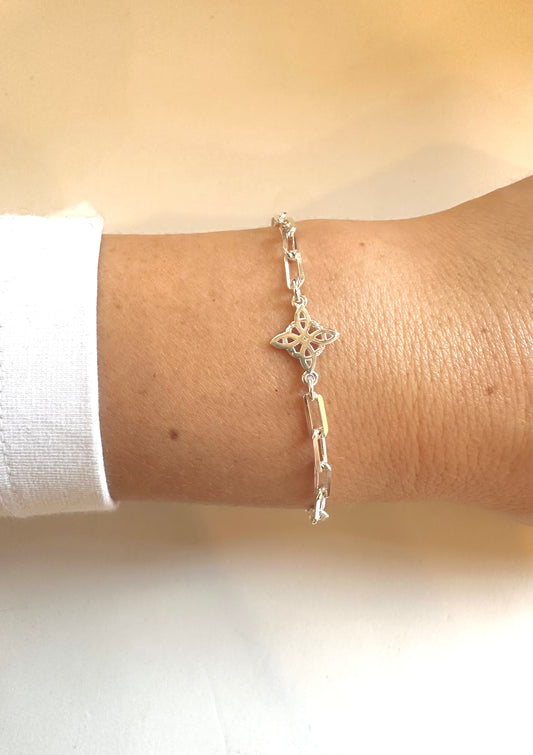 Pulsera nudo de bruja